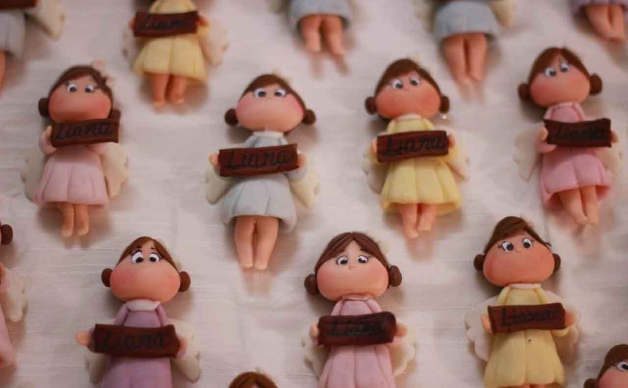 Favours- Custom Made Magnets - Starting From Rs. 250 / Pc