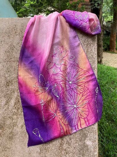LOTUS SCARF
