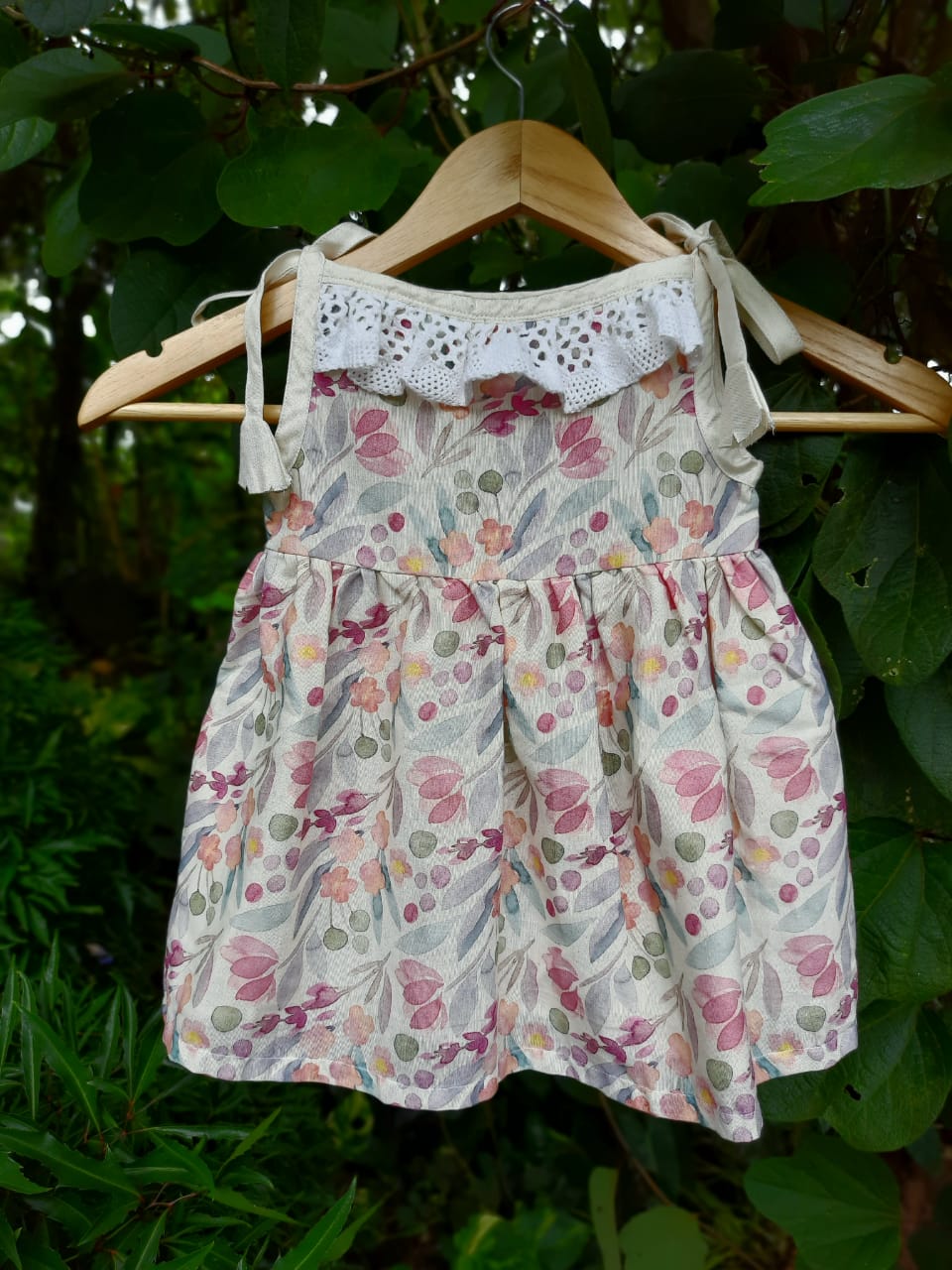 Shoulder Tie Dress with Crochet Lace - Size 16( 12-18 months)