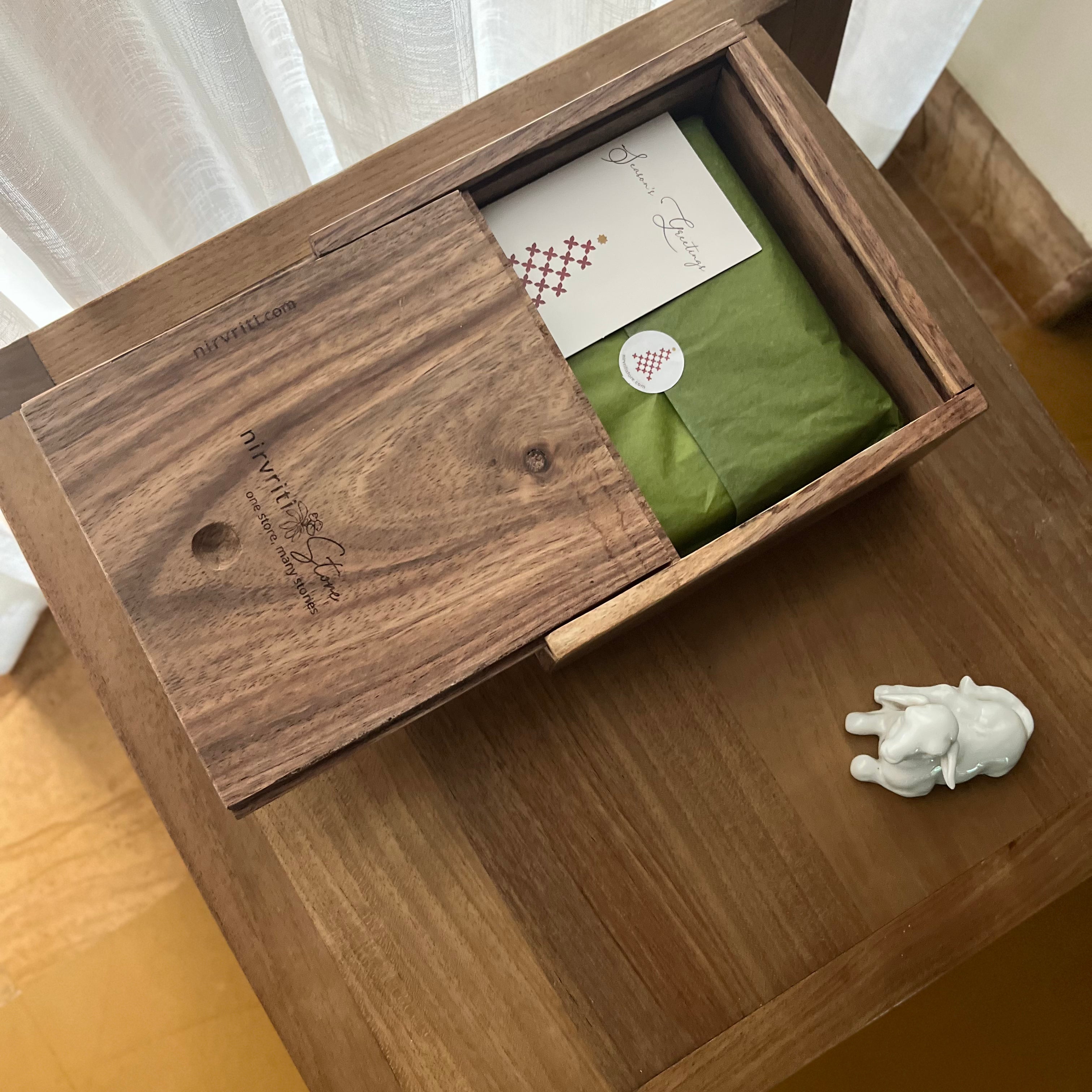 Limited Edition Fruit Cake 800 gm in Hand-Crafted Wooden Box - Christmas Special 2025