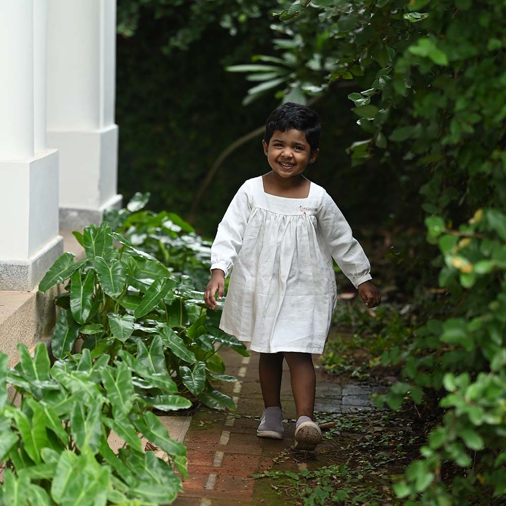 The White Classic Full Sleeve Dress