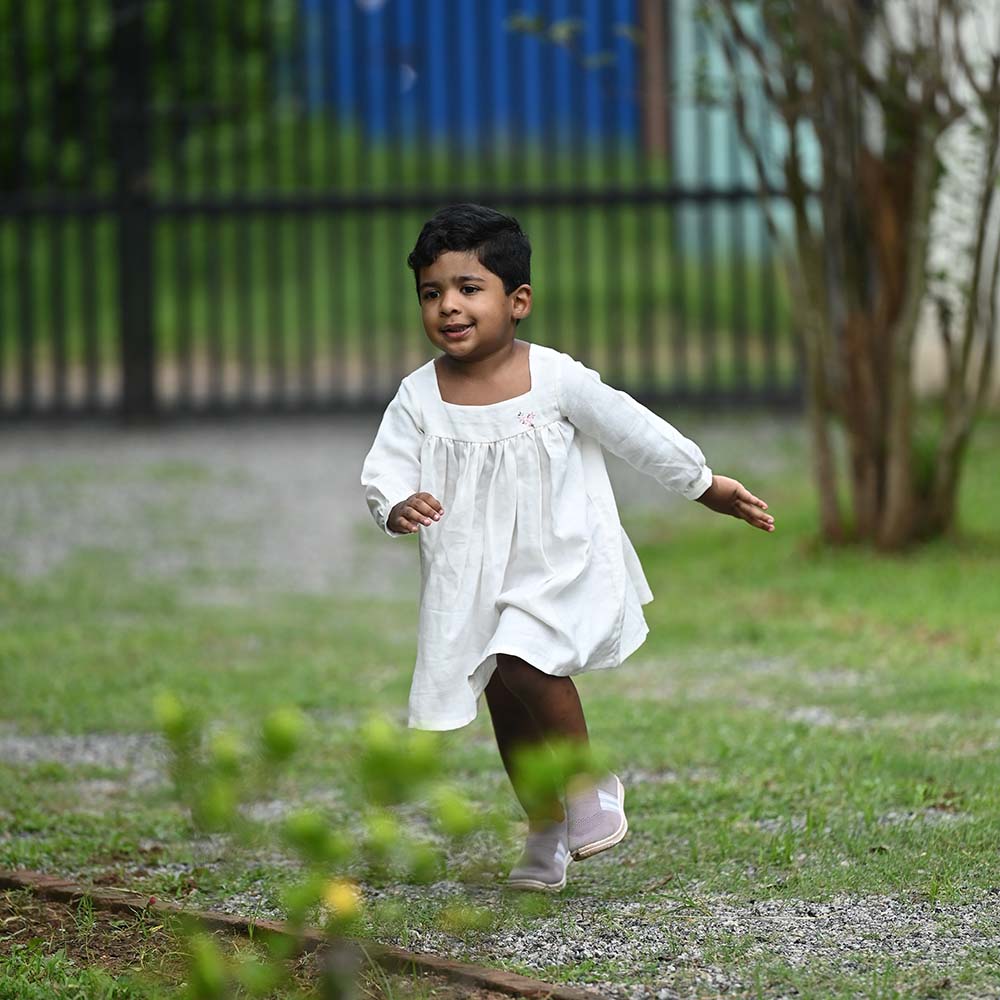 The White Classic Full Sleeve Dress