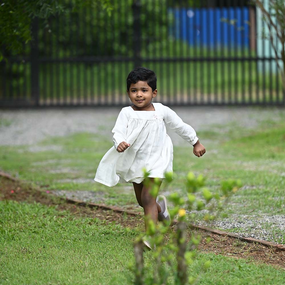 The White Classic Full Sleeve Dress