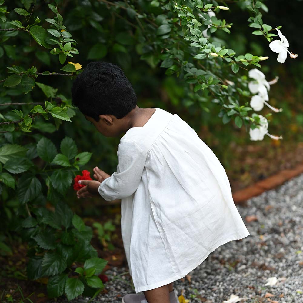 The White Classic Full Sleeve Dress