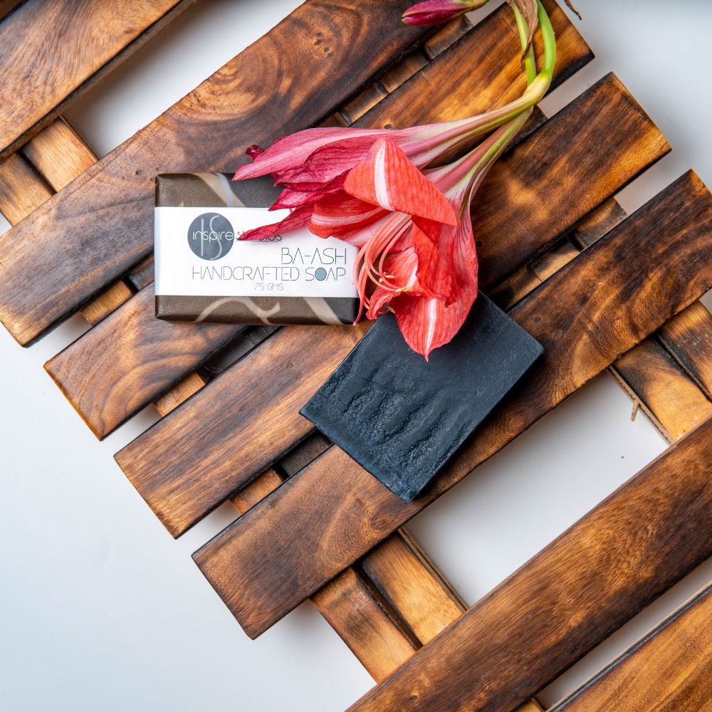 Ba Ash: Activated Charcoal and Lavender Extarct Soap