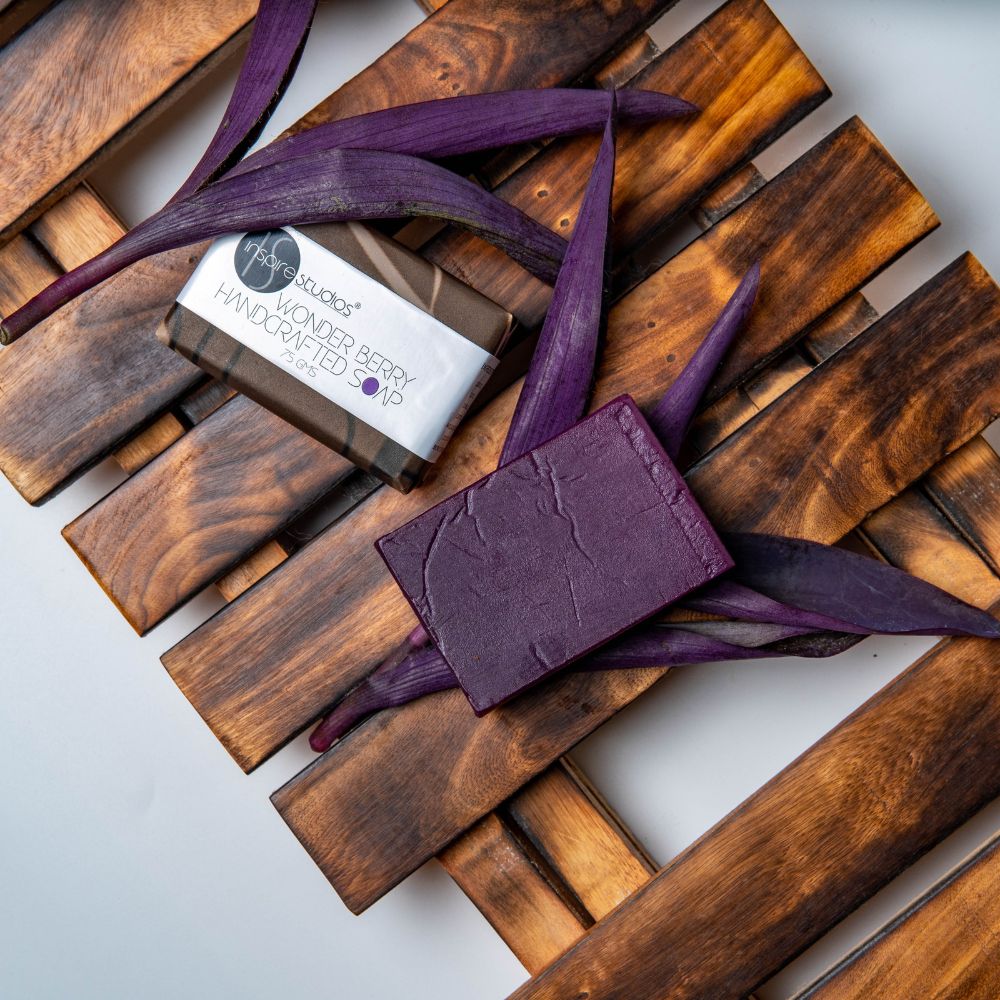 Wonderbery: Berries Extarct Soap