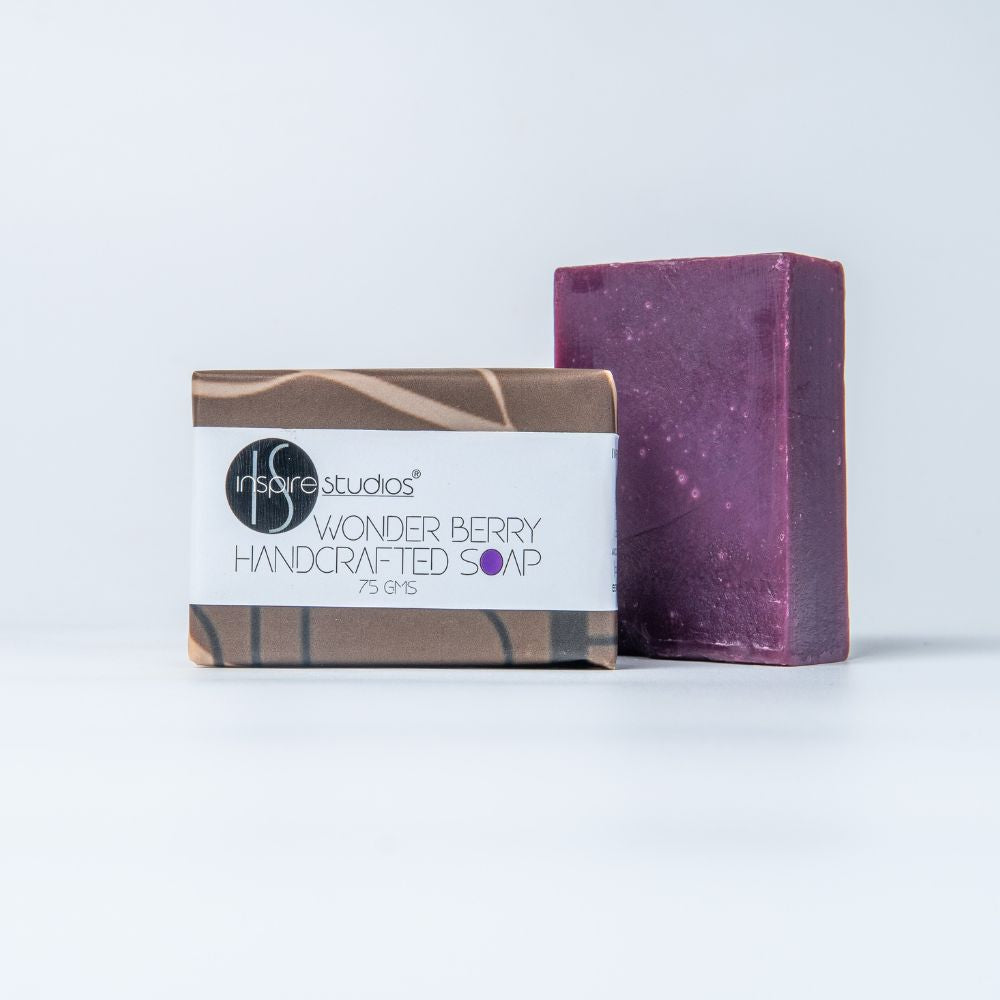 Wonderbery: Berries Extarct Soap
