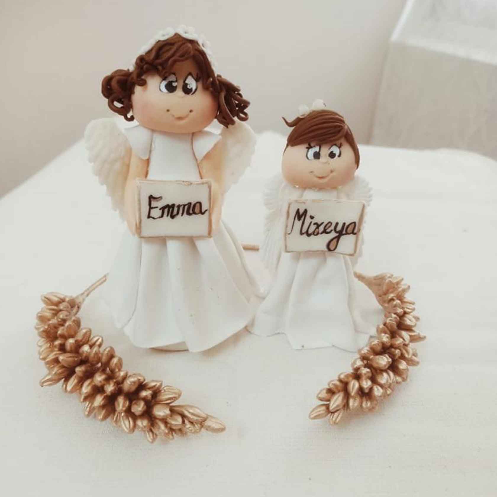 Tiara - Starting From Rs. 850 / Pc